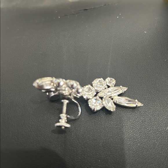 Signed Sherman Dangly Screw Back Earrings - Picture 3 of 4